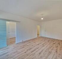 Schick renoviert in den Frühling! Wir zaubern traumhafte 3-Zimmer-Wohnung im 3. OG! - Dresden Cotta