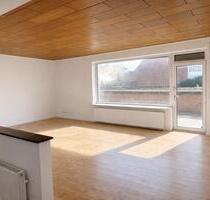 Große 5-Zimmer Wohnung 128 m² mit Garten und Terrasse renoviert - Giesen