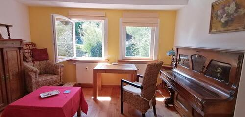 Foto - Wohnen auf Zeit Möbliert: Sonnige, schöne Wohnung am Stadtrand