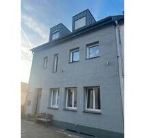 Zweifamilienhaus im Herzen von Würselen Scherberg