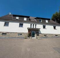 Mehrfamilienhaus mit vier Wohnungen solide Kapitalanlage - Gummersbach Berstig Süd