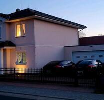 Stadtvilla mit Doppelgarage und schönem Grundstück **Sofort** - Luckau