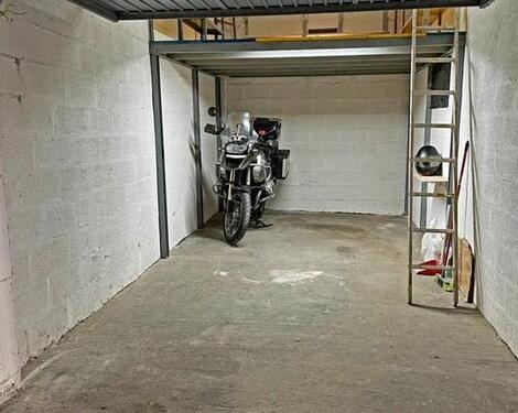 Foto - Motorradstellplatz Garage Motorrad Abstellplatz mieten