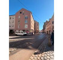 2 Zimmer Wohnung mit Balkon im Zentrum von Augsburg mit neuem Bad