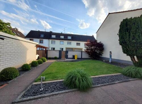 Foto - Freistehendes Einfamilienhaus mit Einliegerwohnung u. Erdwärme