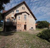 Großes Grundstück mit Wohnhaus - 1.500.000,00&nbsp;EUR Kaufpreis, ca.&nbsp; 400,00&nbsp;m&sup2; in Bentwisch (PLZ: 18182)