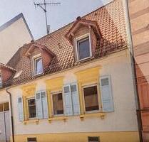 *Schöne 2-Zimmerwohnung im Herzen von Schwetzingen zu vermieten*