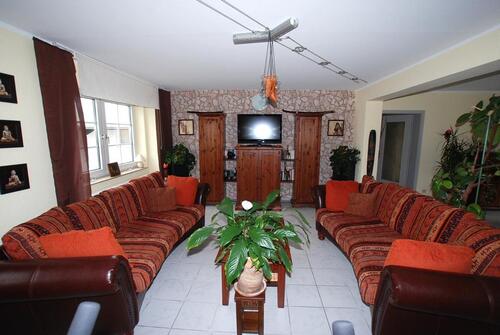 Foto - MODERNE 2-3ZKB-WOHNUNG IN EINEM EHEMALIGEN GUTSHOF