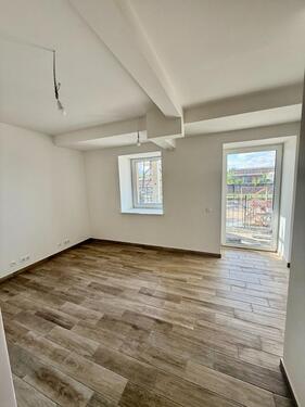 Foto - Kl. Gewerbeeinheit für Nagelstudio, Heilberufe, Büro u.v.m