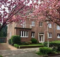 Sanierte Altbauwohnung mit Balkon & Einbauküche - Krefeld Bockum