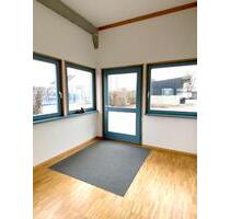 Hochwertige & helle Hallen mit Büro zu vermieten! - Augsburg Bergheim