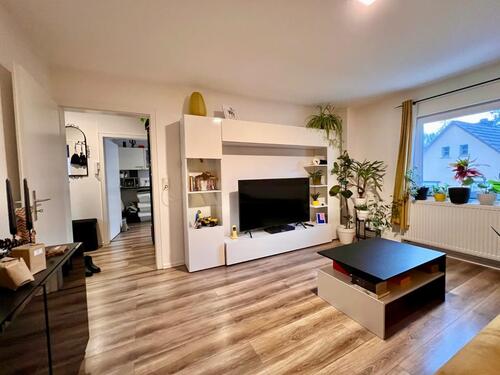 Foto - Mehrfamilienhaus, Wohnhaus in Solms zum Kaufen