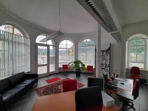 Foto - BüroGewerbe Räume zu Vermieten - 550,00&nbsp;EUR Kaltmiete, ca.&nbsp; 165,00&nbsp;m&sup2;