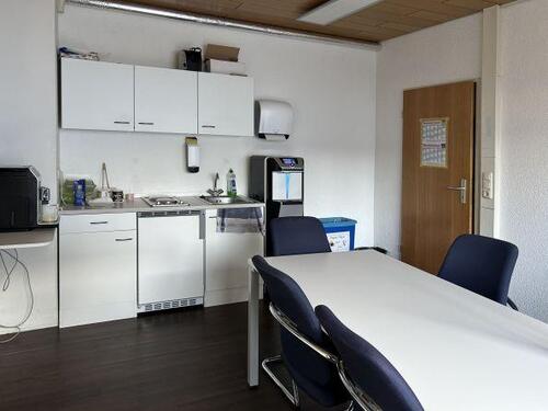 Foto - VH3720 Helle Produktionsfläche in einem Gewerbeanwesen Neustadt a. d. Donau