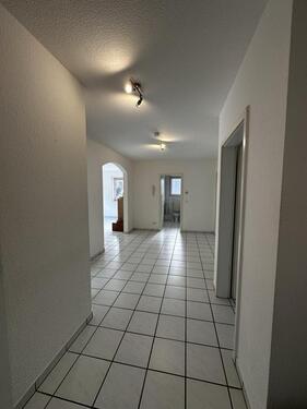 Foto - Charmante 3-Zimmer-Wohnung mit Balkon, Kachelofen & Stellplatz in ruhiger Lage von Bensheim