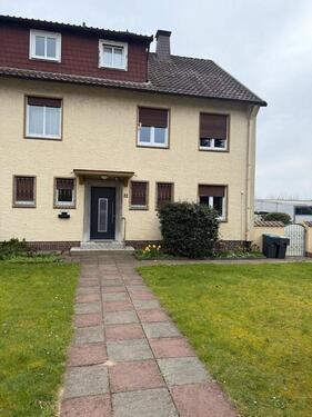 Foto - Haus zur Miete - 1.600,00&nbsp;EUR Kaltmiete, ca.&nbsp; 260,00&nbsp;m&sup2;