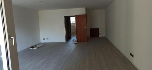 Foto - 1- Zimmer offene Wohnung im EG und 2.OG