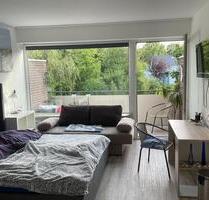 Wellingsbüttel, Wohnung möbliert mit Südbalkon! Ab 31.03.2026 - Hamburg Wandsbek