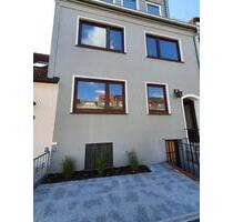 sonnige 2 - 3 Zimmer Wohnung mit Balkon und Garten - Bremen Hemelingen