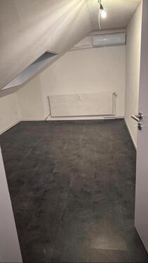 Foto - 2 Zimmer Dachgeschoßwohnung zur Miete in Sachsenheim