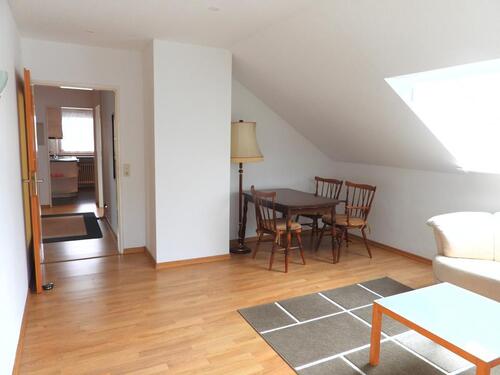 Foto - 3 Zimmer Dachgeschoßwohnung zur Miete in Hofheim am Taunus