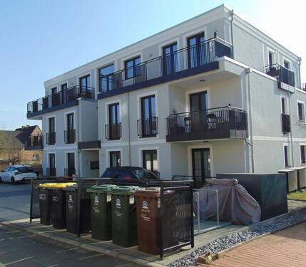 Foto - Sonnige Neubau Wohnung 2 Zimmer, Einbauküche, Balkon, Stellplatz