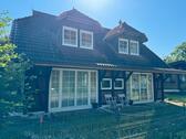 Foto - Haus mit Gästehaus. - 405.000,00&nbsp;EUR Kaufpreis, ca.&nbsp; 200,00&nbsp;m&sup2;