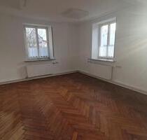 Helles Büro in ruhiger Lage nahe Ellwangen Zentrum zu vermieten - Ellwangen (Jagst)