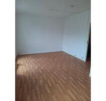 Sanierte 2-Zimmer Wohnung mit Balkon - Erdgeschoss - Halle (Saale) Silberhöhe