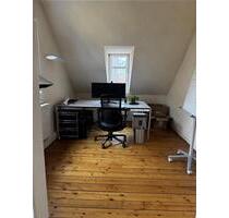 Helles 11 m² Büro zur Untermiete in Asperg – flexibel & möbliert