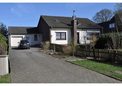 Foto - Einfamilien Haus - 249.000,00&nbsp;EUR Kaufpreis, ca.&nbsp; 120,00&nbsp;m&sup2;