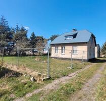 Einfamilienhaus + Scheune, die auch separat gekauft werden können - Karlshagen