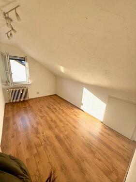 Foto - 3.5 Zimmer Dachgeschoßwohnung in Kuchen