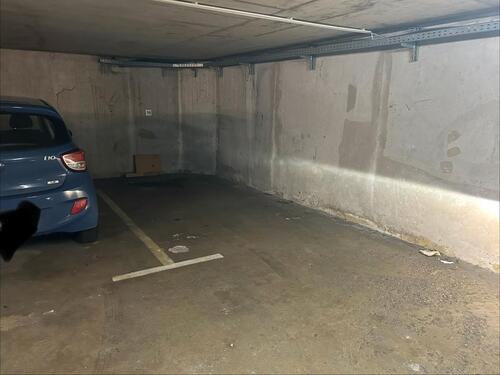 Foto - Tiefgaragenstellplatz WuppertalSteinbeck