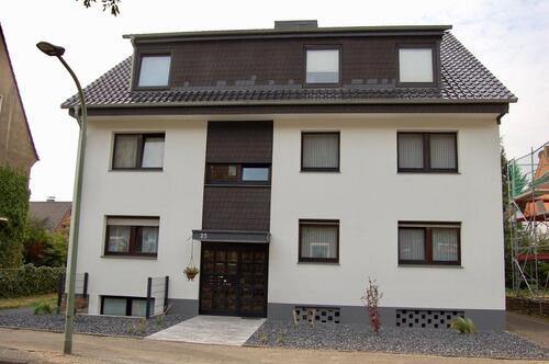 Foto - SOUTERRAINWOHNUNG 2,5 RAUM MIT SEPARATEM EINGANG U. EINBAUKÜCHE,