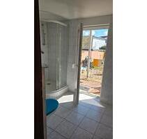 Nette kleine helle 1 Zimmer Wohnung mit Bad, Küche, Terrasse - Naumburg (Saale)