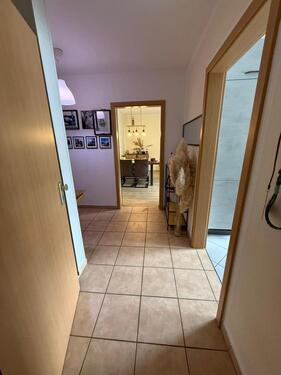 Foto - 3,5-R-Wohnung DG 2.Etage in 3-Fam.-Haus v.priv Kaltmiete 430 €+NK