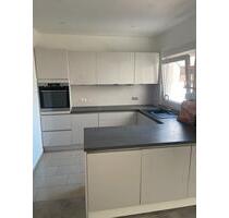 3-Zimmer Wohnung - 1.000,00&nbsp;EUR Kaltmiete, ca.&nbsp; 100,00&nbsp;m&sup2; in Schwetzingen (PLZ: 68723)