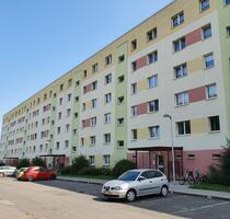 2-Zimmer-Wohnung mit verglastem Balkon in Greifswald