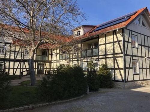 Foto - geräumige Seniorenwohnung, barrierearm + Balkon + PKW-Stellplatz