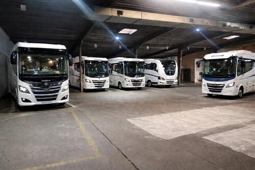 Foto - Wohnmobil Stellplatz in Halle – sicher trocken kameraüberwacht