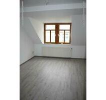 Über den Dächern der Altstadt - 308,00&nbsp;EUR Kaltmiete, ca.&nbsp; 56,00&nbsp;m&sup2; in Annaberg-Buchholz (PLZ: 09456)