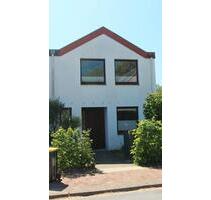 Zeitmietvertrag (15 Monate): Unmöbliertes Endreihenhaus ab 01.07. - Pinneberg