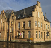 Schöne DG Wohnung mit Wintergarten - Rietberg