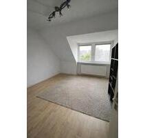 Schöne Dachgeschosswohnung mit 2-Zimmern in zentraler Wohnlage von Hamm