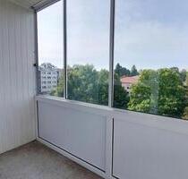 Schöne 3 Raumwohnung mit Loggia - Bernsdorf