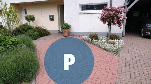 Foto - Parkplatz Nähe Flughafen Köln Bonn