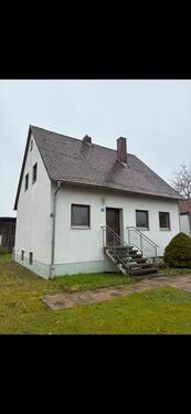 Foto - Haus mit Garten zur Vermietung - 1.150,00&nbsp;EUR Kaltmiete, ca.&nbsp; 88,00&nbsp;m&sup2;