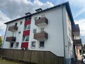 Foto - 3-Zimmer-Wohnung mit 4. Zimmer im DG, 2 Balkone & Garage
