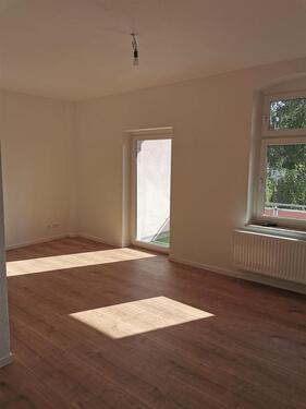 Foto - Moderne, renovierte 2-Zimmer-Wohnung mit Balkon!